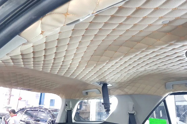 C&oacute; n&ecirc;n bọc trần &ocirc; t&ocirc; kh&ocirc;ng? N&ecirc;n bọc trần xe &ocirc; t&ocirc; loại n&agrave;o?