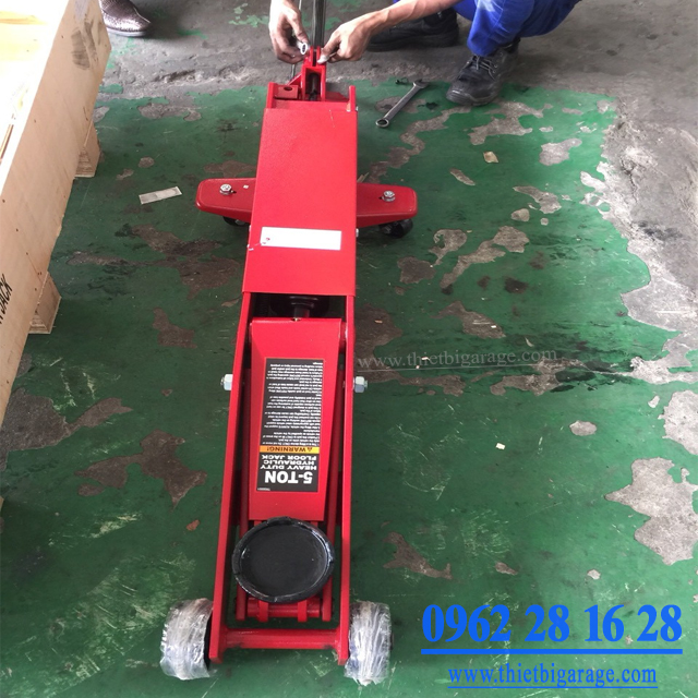 Kích cá sấu 5 tấn thân dài